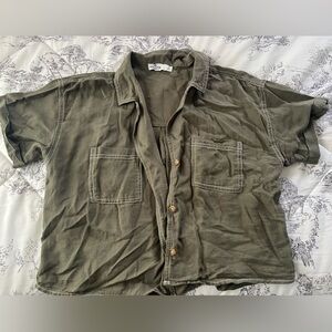 Green Hollister Cropped Button-Down